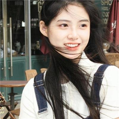 五岁萌宝村长带着村民登基了